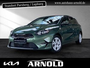 KIA-Ceed-15 T-GDI DCT7 Vision Komfort+ Navi Kamera,Подержанный автомобиль