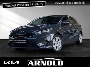 KIA-Ceed-15 T-GDI DCT7 Vision Komfort+-P Kamera,Pojazdy używane