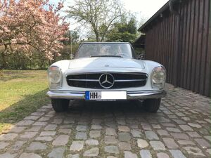 MERCEDES-BENZ