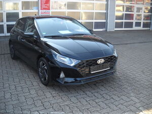 HYUNDAI-i20-Trend 10 R-Cam SHZ Navi VirtCockpit,Begangnade