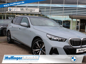 BMW-530-530e xDrTM Sport IntAktLenkPanoDAutoBahnAss,Used vehicle