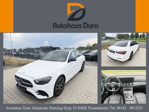 MERCEDES-BENZ-E 300-de AMG 4Matic Aut Navi+Led+Pano+Memory,Begangnade