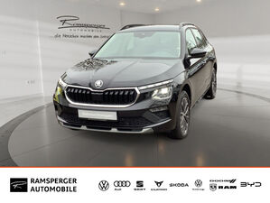 SKODA-Kamiq-10 TSI DSG Selection AHK ACC APP Kamera PDC,Был в употреблении менее года