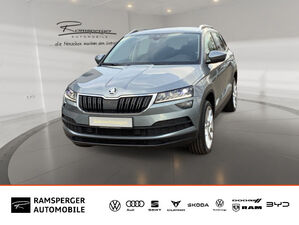 SKODA-Karoq-15 TSI DSG Style AHK ACC LED Navi Standh,Begangnade