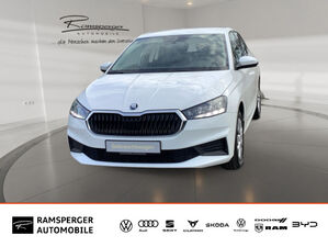 SKODA-Fabia-10 TSI DSG Ambition GRA Klima Freispr,Подержанный автомобиль