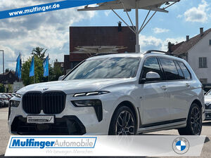 BMW-X7-X7 x40d M Sport Pro StandhSky ExDrivePro IntAkt Sportpaket Bluetooth HUD Navi LED Vollleder Klima L,Jednogodisnja