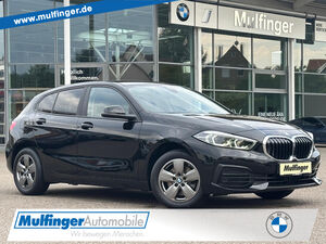 BMW-118-118i LiveProfKamera LED LenkradhTempomLordose Bluetooth Navi Klima PDC el Fenster,Bruktbiler
