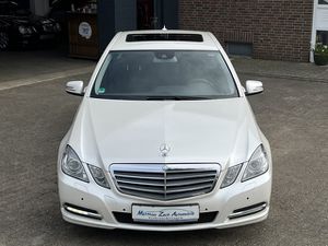 MERCEDES-BENZ-E 200-BlueEfficiency * Sehr gute Ausstattung,Употребявани коли