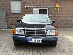 MERCEDES-BENZ