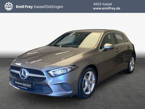MERCEDES-BENZ-A 200 Progressive-LED+AFL-große Displays-MBUX-Park-A-Klasse,Pojazdy używane