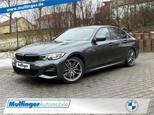 BMW-320-320i M Sport LiveProHiFi GlasdKomfZ19Fin377 Sportpaket Bluetooth Navi LED Klima Aktivlenkung PDC,Ojazdené vozidlá