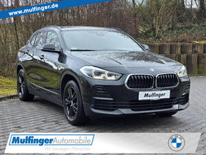 BMW-X2-X2 x25e SportsKamera Navi LED 18LeasoA288,- Bluetooth Klima PDC el Fenster,Pojazdy używane