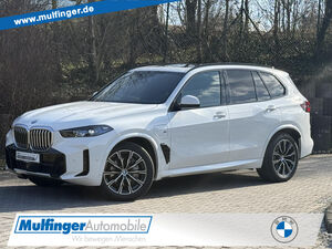 BMW-X5-X5 x50e M Sport IntAktLPanoDSoft AHK Fin2,99% Sportpaket Bluetooth HUD Navi LED Klima Luftfederun,Pojazdy jednoroczne
