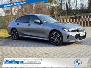 BMW-330-330e M Sport Navi Kamera KomfZug18Fin450,- Sportpaket Bluetooth LED Klima Aktivlenkung Standhzg PD,Véhicule d'occasion