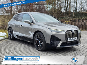 BMW-iX-iX M60 Sky Soft SitzbelSuView ACC Bo+WiAHK 22 Bluetooth HUD Navi Vollleder Klima Luftfederung Akti,Vehicule second-hand