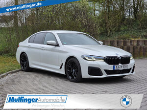 BMW-520-520d xDrM Sport Laser ACC SurView 19 Fin440,- Sportpaket Bluetooth HUD Navi Klima PDC el Fenster,Polovna