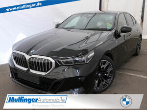 BMW-520-520d xDrM Sport StandhAHK SurView Sitzbel20 Sportpaket Bluetooth HUD Navi LED Vollleder Klima Sta,firmabil