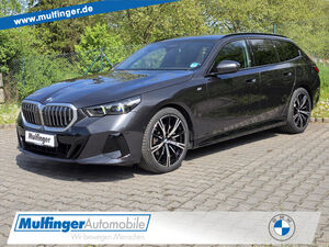 BMW-540-540d xDT M Sport Fin2,20 PanoStandhAutoBAHK Sportpaket Bluetooth HUD Navi LED Vollleder Klima S,Vehicule pana la 1 an