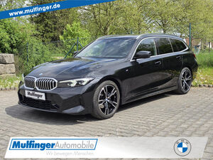 BMW-320-320i TSp-ALive+ParkassDrivAMemory KomfZHiFi Sportpaket Navi LED Klima Aktivlenkung PDC,Ojazdené vozidlá