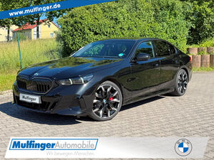 BMW-540-540d xDrM Sport Pro AutobahnAssPanoDStandh21 Sportpaket Bluetooth HUD Navi LED Vollleder Klima St,Jednoročné vozidlá