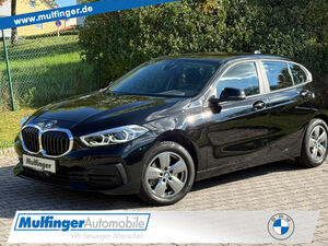 BMW-118-118i LED Live-Prof DAB LenkradhLordose 16 Bluetooth Navi Klima PDC el Fenster,Употребявани коли