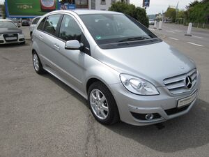 MERCEDES-BENZ