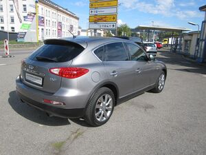 INFINITI