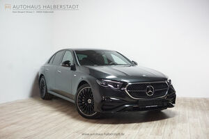 MERCEDES-BENZ-E 300-de 4MATIC AMG-Night/20z/Headup/D-Light/AHK,Gebrauchtwagen