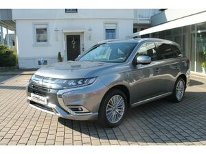 MITSUBISHI-Plug-in Hybrid Outlander-24 PHEV Top 4WD *AHK*,Gebrauchtwagen