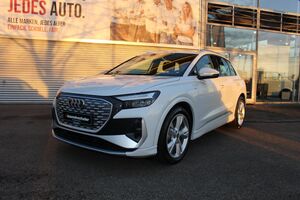 AUDI-Q4 e-tron- ,Pojazdy używane