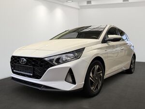 HYUNDAI-i20-Intro *BOSE*NAVI*KLIMA*RFK*SHZ*,Karambolos autók