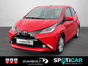 TOYOTA-Aygo--Play 10 x-play Team D  +Klima Bluetooth Isofix+,Pojazdy powypadkowe