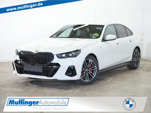 BMW-520-520d xDrM Sport Pro HUD SuViewSitzbelHa/KAHK Sportpaket Bluetooth Navi LED Vollleder Klima PDC e,Jahreswagen