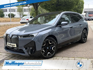 BMW-iX-iX x50 Sport Sky HUD ACC SuView H/KLenkradh22 Sportpaket Bluetooth Navi Klima PDC el Fenster,Begangnade