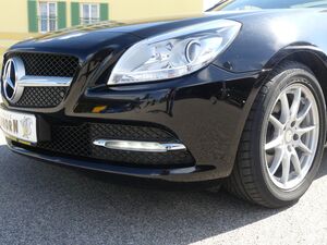 MERCEDES-BENZ