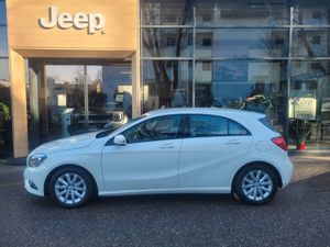 MERCEDES-BENZ-A 180-A  BlueEfficiency Wie neu 1Hand,Vehículo de ocasión