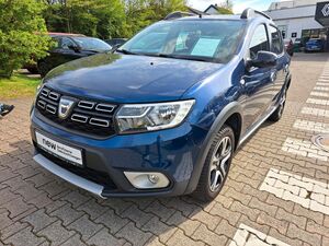 DACIA-Sandero-II Stepway Celebration,Подержанный автомобиль