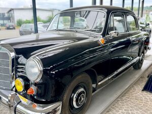 MERCEDES-BENZ
