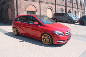 MERCEDES-BENZ-B 180-BE DCT*neue 19"LM*P-Dach*RÜKA*Sitzhzg*XE*,Polovna