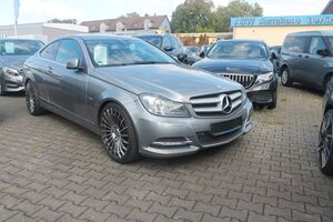 MERCEDES-BENZ-C 180-Coupé*Aut*neue 19"LM*tiefer*große Navi*,Véhicule d'occasion