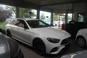 MERCEDES-BENZ-E 400-T d 4Matic Night Edition*AMG Line*360°*,kullanılmış otomobil