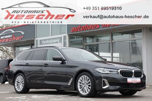 BMW-530-d Touring xDrive Luxury-Line *STANDHZG*AHK*,Подержанный автомобиль
