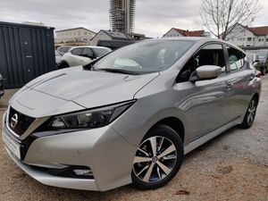 NISSAN-Leaf-40 kW/h ACENTA Winter AVM,Подержанный автомобиль