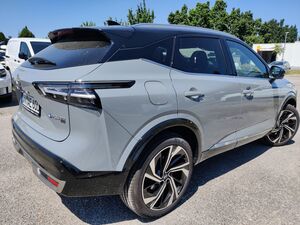NISSAN