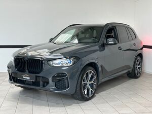 BMW-X5-M50i Aut Navi*Leder*LASER-LED*Panorama*1Hand,Vehículo de ocasión