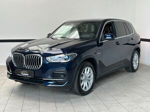 BMW-X5-xDrive45e Navi*Leder*Laser-LED*HUD*AHK*19Zoll,Vehículo de ocasión