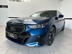 BMW-520-d xDrive Touring Aut M-SPORT Navi*LED*21"Zoll,Vehículo de ocasión