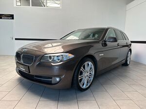 BMW-520-d Touring Navi*Xenon*19Zoll*,Auto usate
