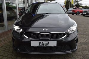 KIA-ceed Sporty Wagon-Ceed Sportswagon (CD)(2018->) Ceed 15 T-GDI Spi,Подержанный автомобиль