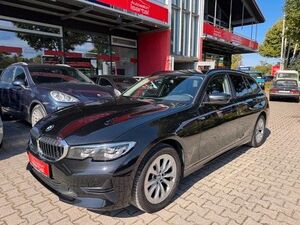BMW-320-touring  d xDrive Advantage,Подержанный автомобиль